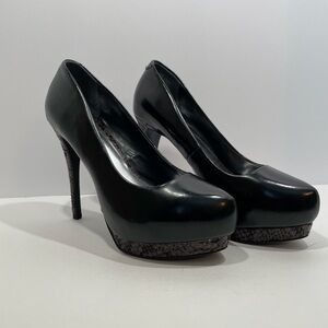 Simply Vera Black Heels